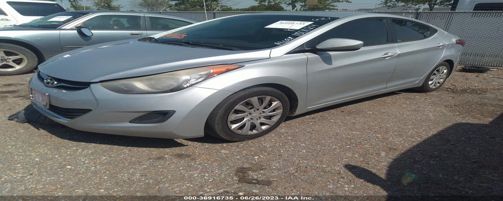 5NPDH4AE6DH180024 2013 HYUNDAI ELANTRA photo no. 2