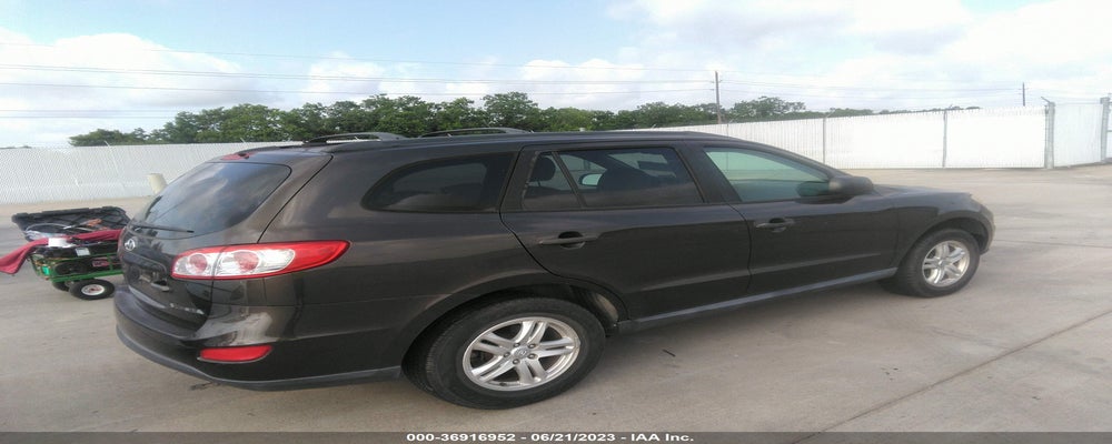 5XYZG3AB9BG017395 2011 HYUNDAI SANTA FE photo no. 4