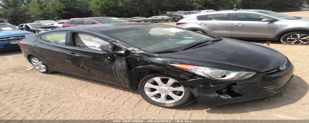 5NPDH4AE4DH237708 2013 HYUNDAI ELANTRA photo no. 3