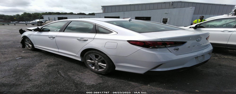5NPE34AF4KH733178 2019 HYUNDAI SONATA photo no. 3