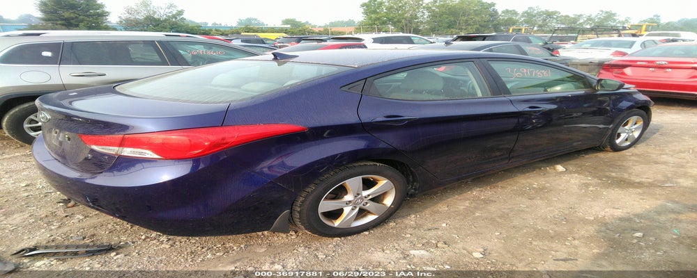 5NPDH4AE9DH207989 2013 HYUNDAI ELANTRA photo no. 4