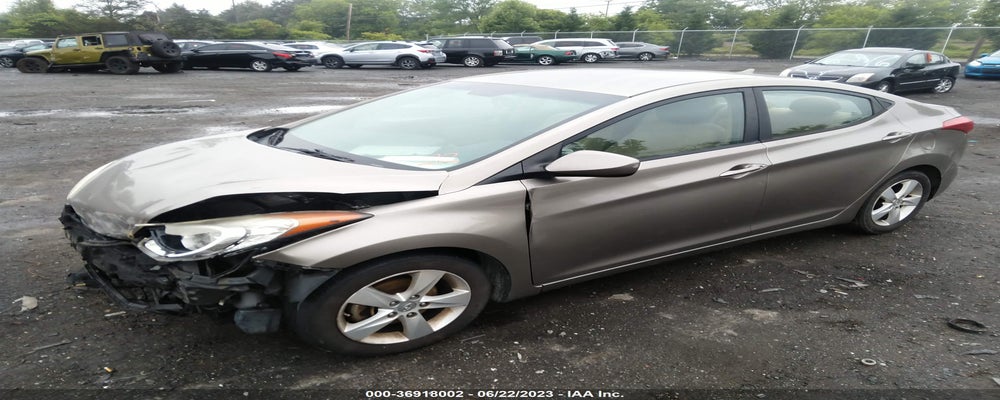 5NPDH4AE2DH368250 2013 HYUNDAI ELANTRA photo no. 2