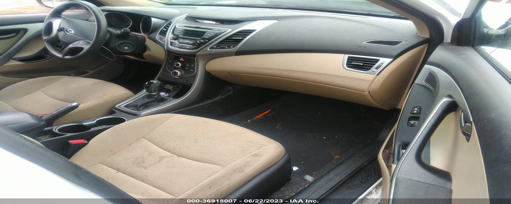 5NPDH4AE6GH785133 2016 HYUNDAI ELANTRA photo no. 5