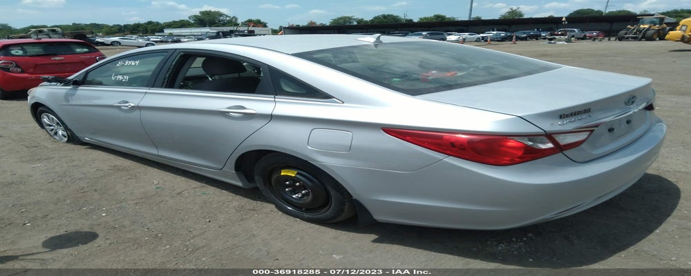 5NPEB4AC4BH271312 2011 HYUNDAI SONATA photo no. 3