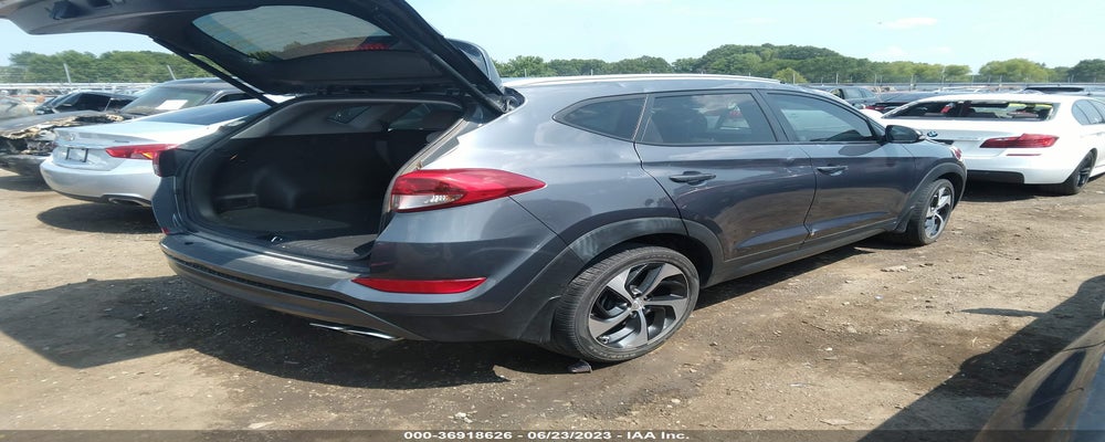 KM8J33A26GU208220 2016 HYUNDAI TUCSON photo no. 4