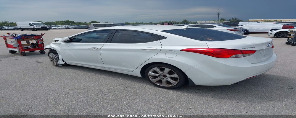 5NPDH4AE9DH240457 2013 HYUNDAI ELANTRA photo no. 3