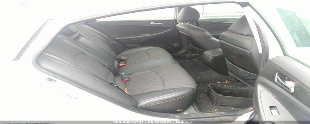5NPEC4AC8BH297487 2011 HYUNDAI SONATA photo no. 8