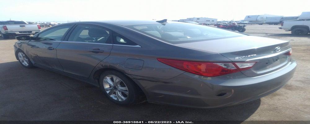 5NPEB4AC1BH068619 2011 HYUNDAI SONATA photo no. 3