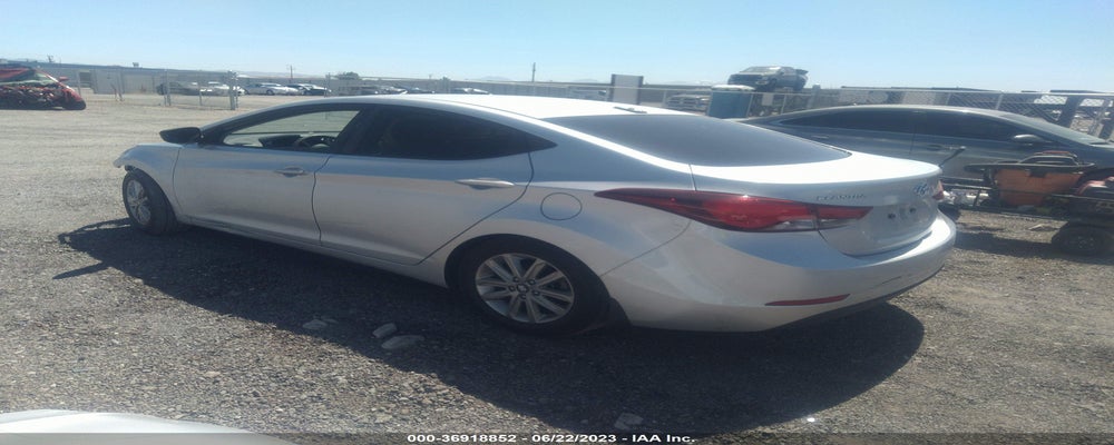 5NPDH4AEXGH658630 2016 HYUNDAI ELANTRA photo no. 3