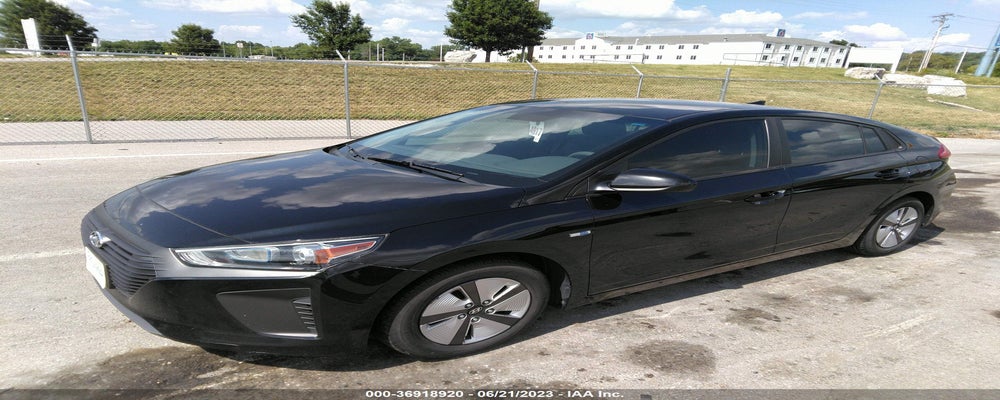KMHC65LC0HU045664 2017 HYUNDAI IONIQ HYBRID photo no. 2