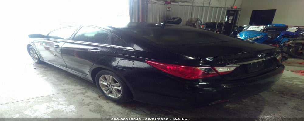 5NPEB4AC9BH205628 2011 HYUNDAI SONATA photo no. 3