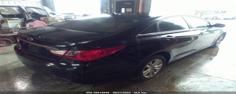 5NPEB4AC9BH205628 2011 HYUNDAI SONATA photo no. 4