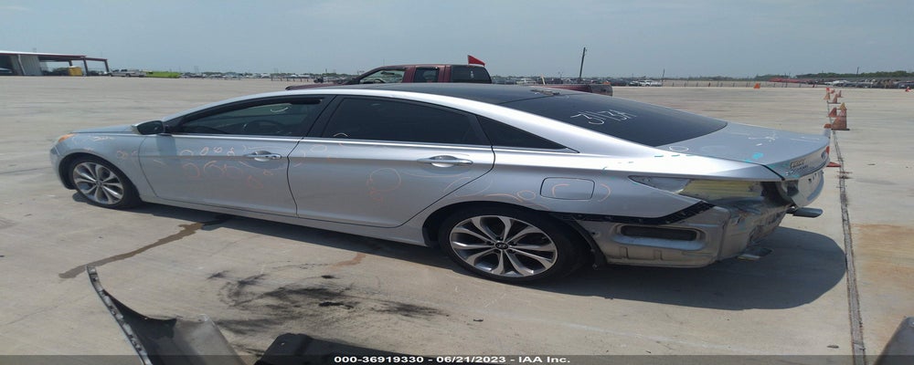 5NPEC4AB3DH673877 2013 HYUNDAI SONATA photo no. 3