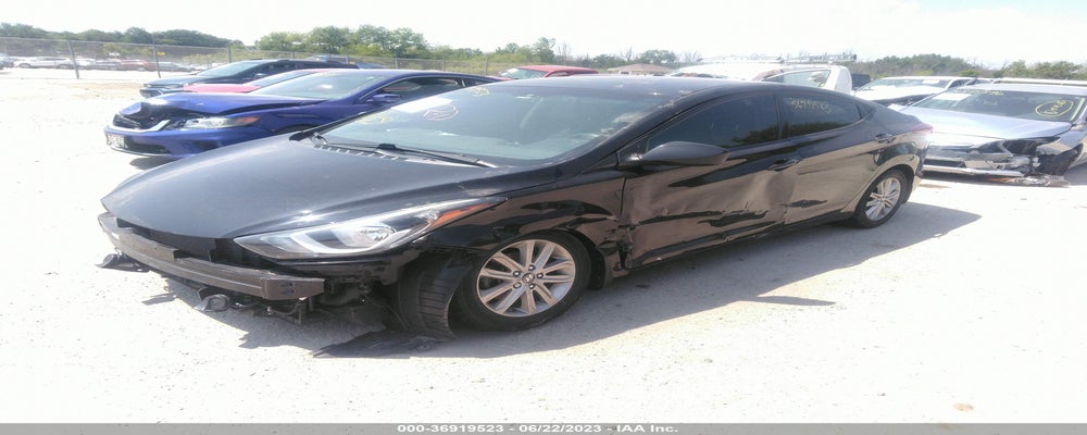 5NPDH4AEXFH623696 2015 HYUNDAI ELANTRA photo no. 2
