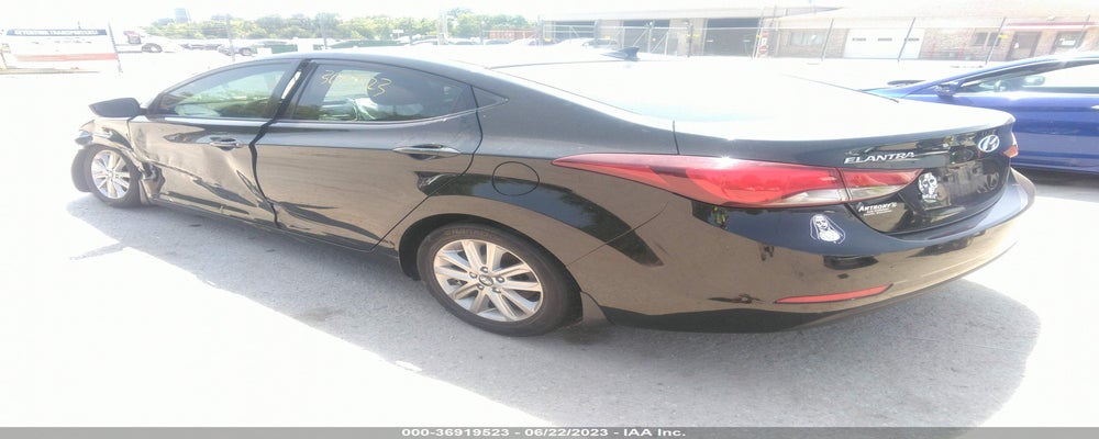 5NPDH4AEXFH623696 2015 HYUNDAI ELANTRA photo no. 3