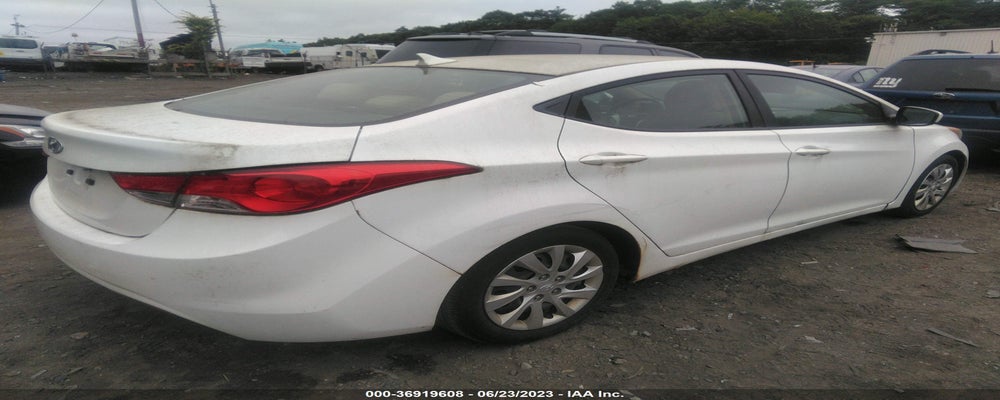 5NPDH4AEXBH030754 2011 HYUNDAI ELANTRA photo no. 4