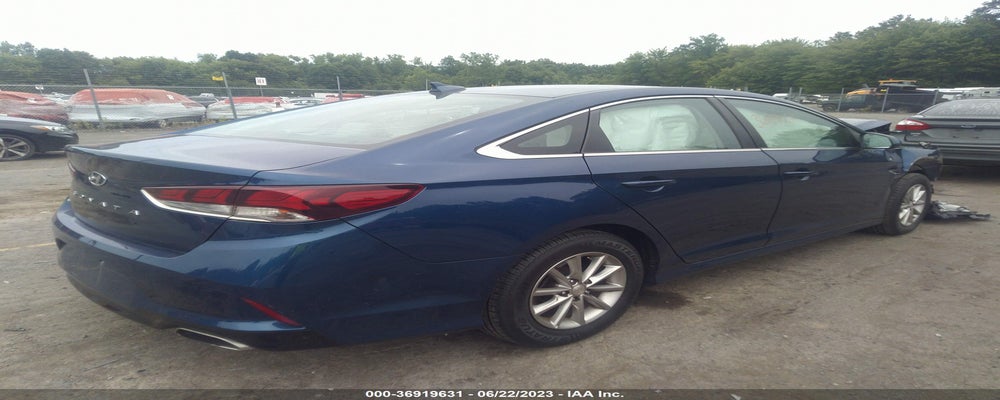 5NPE24AF5JH642681 2018 HYUNDAI SONATA photo no. 4