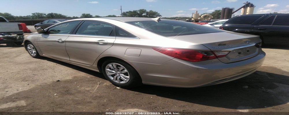 5NPEB4AC9BH051471 2011 HYUNDAI SONATA photo no. 3