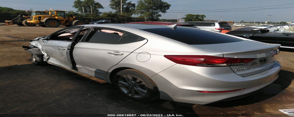 5NPD84LF8JH295144 2018 HYUNDAI ELANTRA photo no. 3