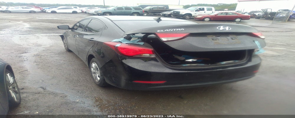 5NPDH4AE3GH745883 2016 HYUNDAI ELANTRA photo no. 3