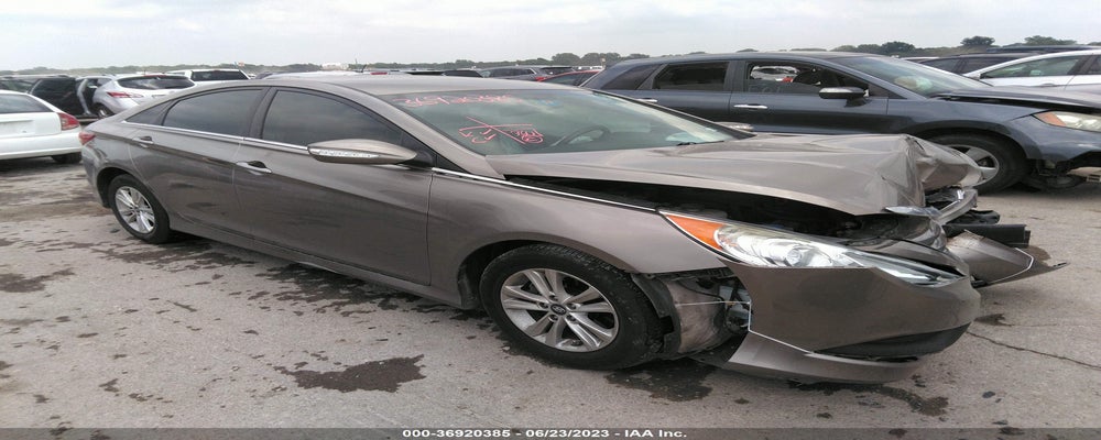 5NPEB4AC4EH945088 2014 HYUNDAI SONATA photo no. 1