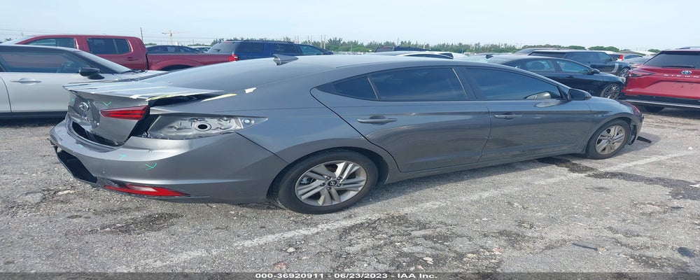 5NPD84LF0KH480516 2019 HYUNDAI ELANTRA photo no. 4
