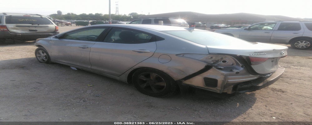 5NPDH4AE1EH519936 2014 HYUNDAI ELANTRA photo no. 3