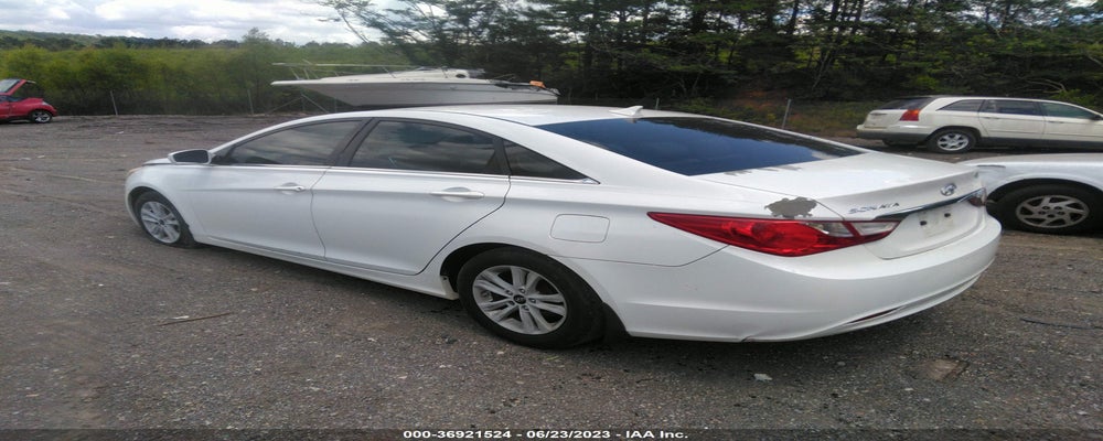 5NPEB4AC4BH130451 2011 HYUNDAI SONATA photo no. 3