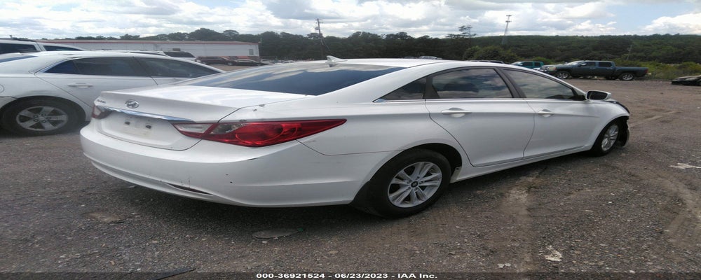 5NPEB4AC4BH130451 2011 HYUNDAI SONATA photo no. 4