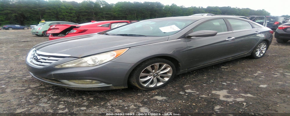 5NPEC4AB3BH316289 2011 HYUNDAI SONATA photo no. 2