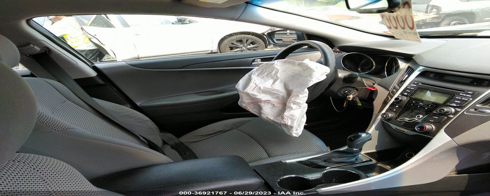 5NPEB4AC1CH363141 2012 HYUNDAI SONATA photo no. 5