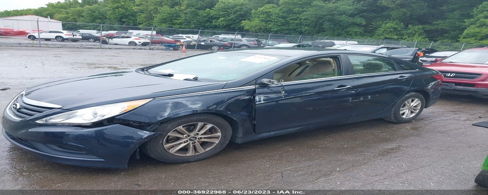 5NPEB4AC0EH932046 2014 HYUNDAI SONATA photo no. 2