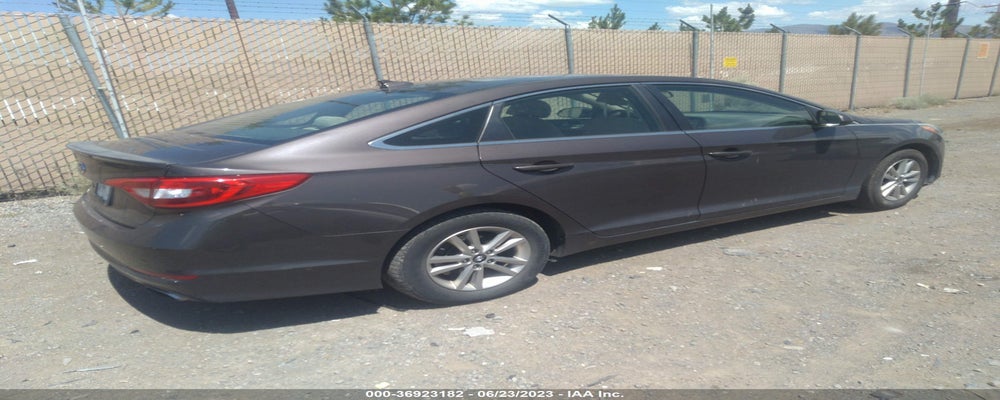 5NPE24AF0FH030072 2015 HYUNDAI SONATA photo no. 4