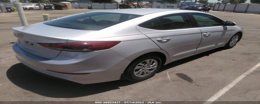 KMHD74LF6JU589050 2018 HYUNDAI ELANTRA photo no. 4