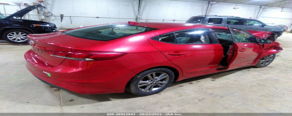 5NPD84LFXJH239352 2018 HYUNDAI ELANTRA photo no. 4