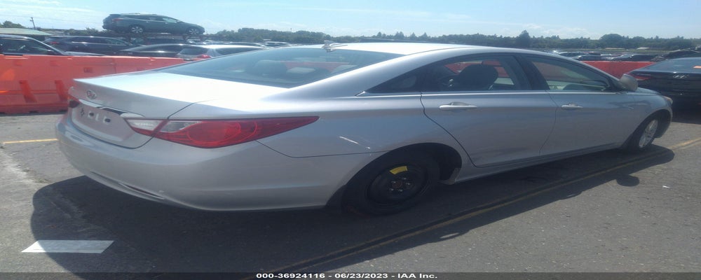 5NPEB4AC6DH631683 2013 HYUNDAI SONATA photo no. 4