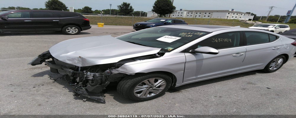 KMHD84LF3KU770962 2019 HYUNDAI ELANTRA photo no. 2