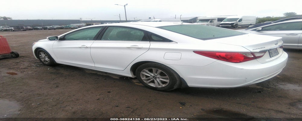 5NPEB4AC2DH786537 2013 HYUNDAI SONATA photo no. 3