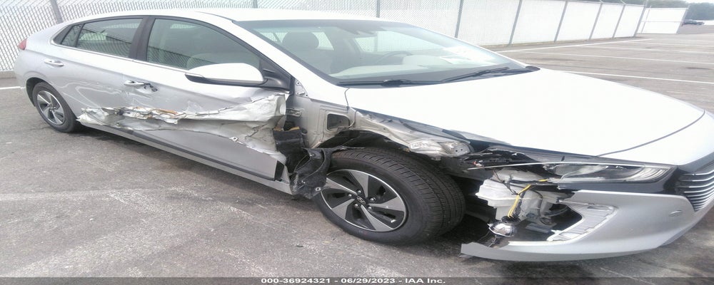KMHC75LC0JU093734 2018 HYUNDAI IONIQ HYBRID photo no. 6