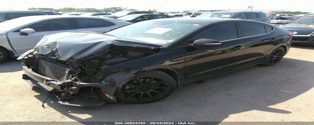 KMHD04LB0JU724976 2018 HYUNDAI ELANTRA photo no. 2