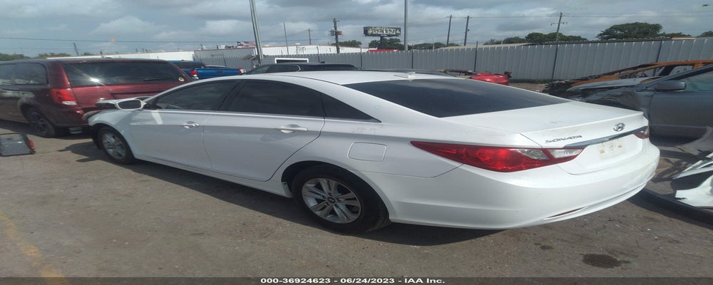 5NPEB4AC2DH695459 2013 HYUNDAI SONATA photo no. 3