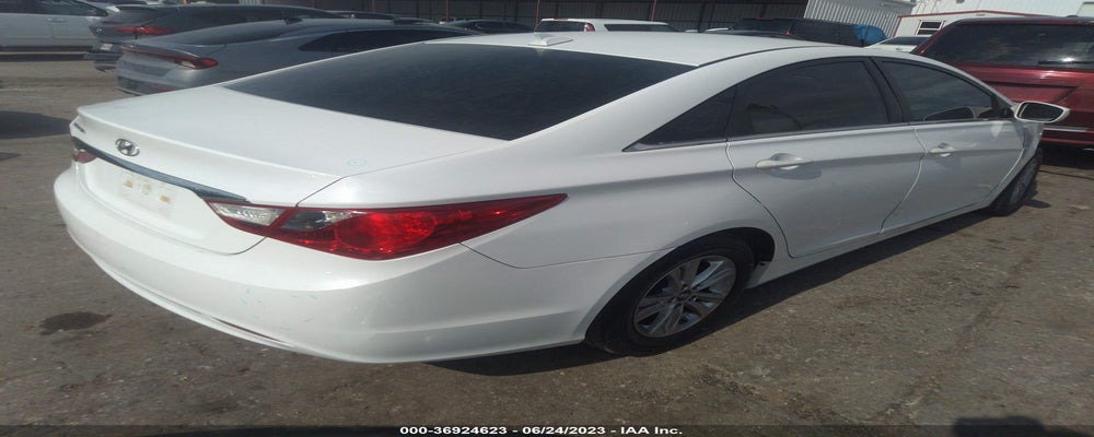 5NPEB4AC2DH695459 2013 HYUNDAI SONATA photo no. 4