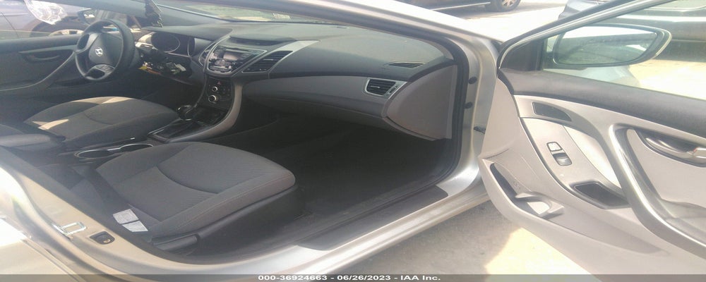 KMHDH4AE9FU263905 2015 HYUNDAI ELANTRA photo no. 5