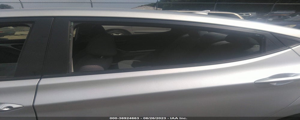 KMHDH4AE9FU263905 2015 HYUNDAI ELANTRA photo no. 6