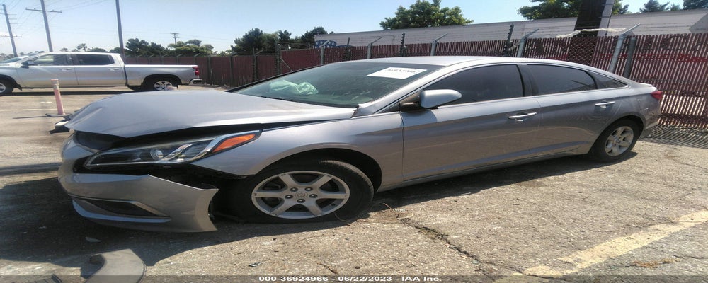 5NPE24AF7HH575589 2017 HYUNDAI SONATA photo no. 2