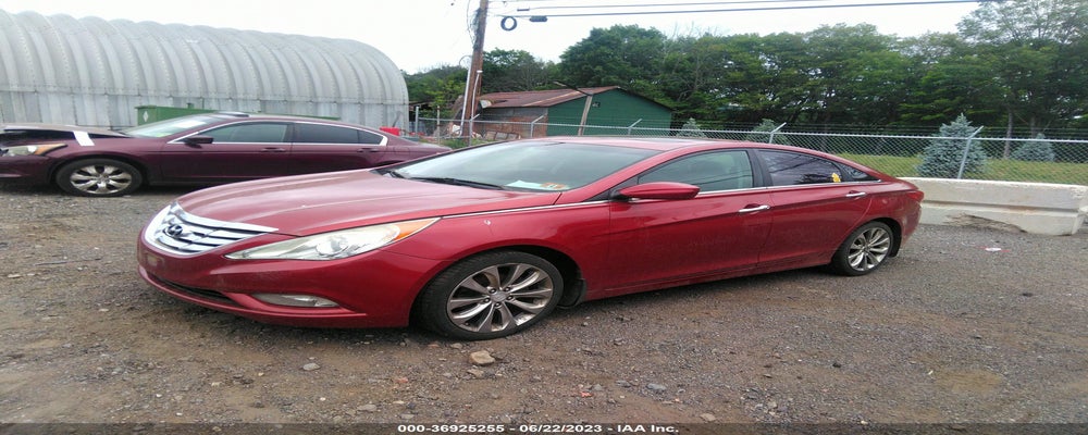 5NPEC4AC7BH126214 2011 HYUNDAI SONATA photo no. 2
