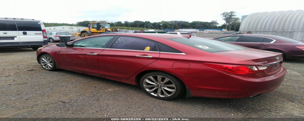 5NPEC4AC7BH126214 2011 HYUNDAI SONATA photo no. 3