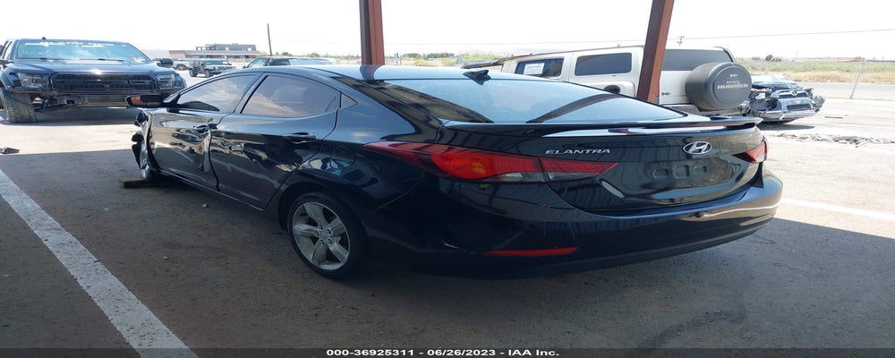 5NPDH4AEXGH783904 2016 HYUNDAI ELANTRA photo no. 3