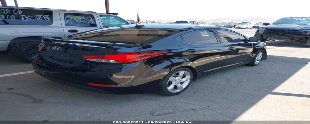 5NPDH4AEXGH783904 2016 HYUNDAI ELANTRA photo no. 4