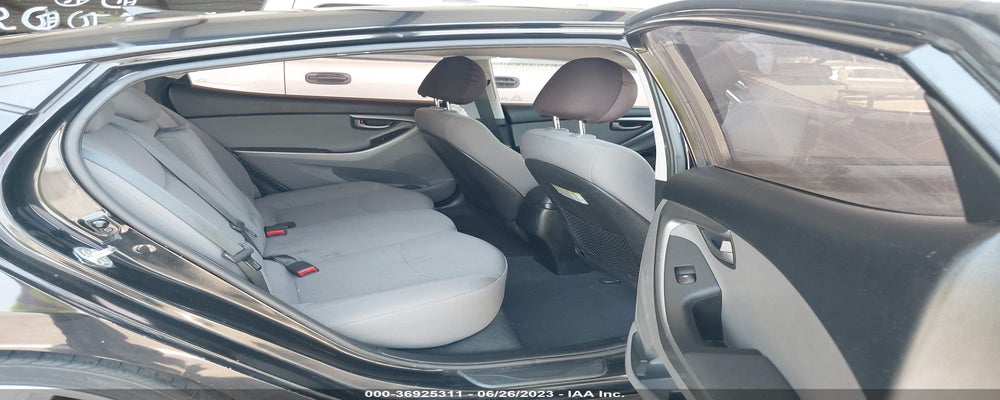 5NPDH4AEXGH783904 2016 HYUNDAI ELANTRA photo no. 8